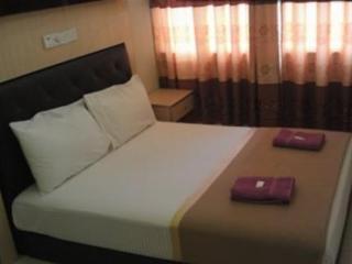 New Wave Vines Hotel Seri Kembangan Exterior foto